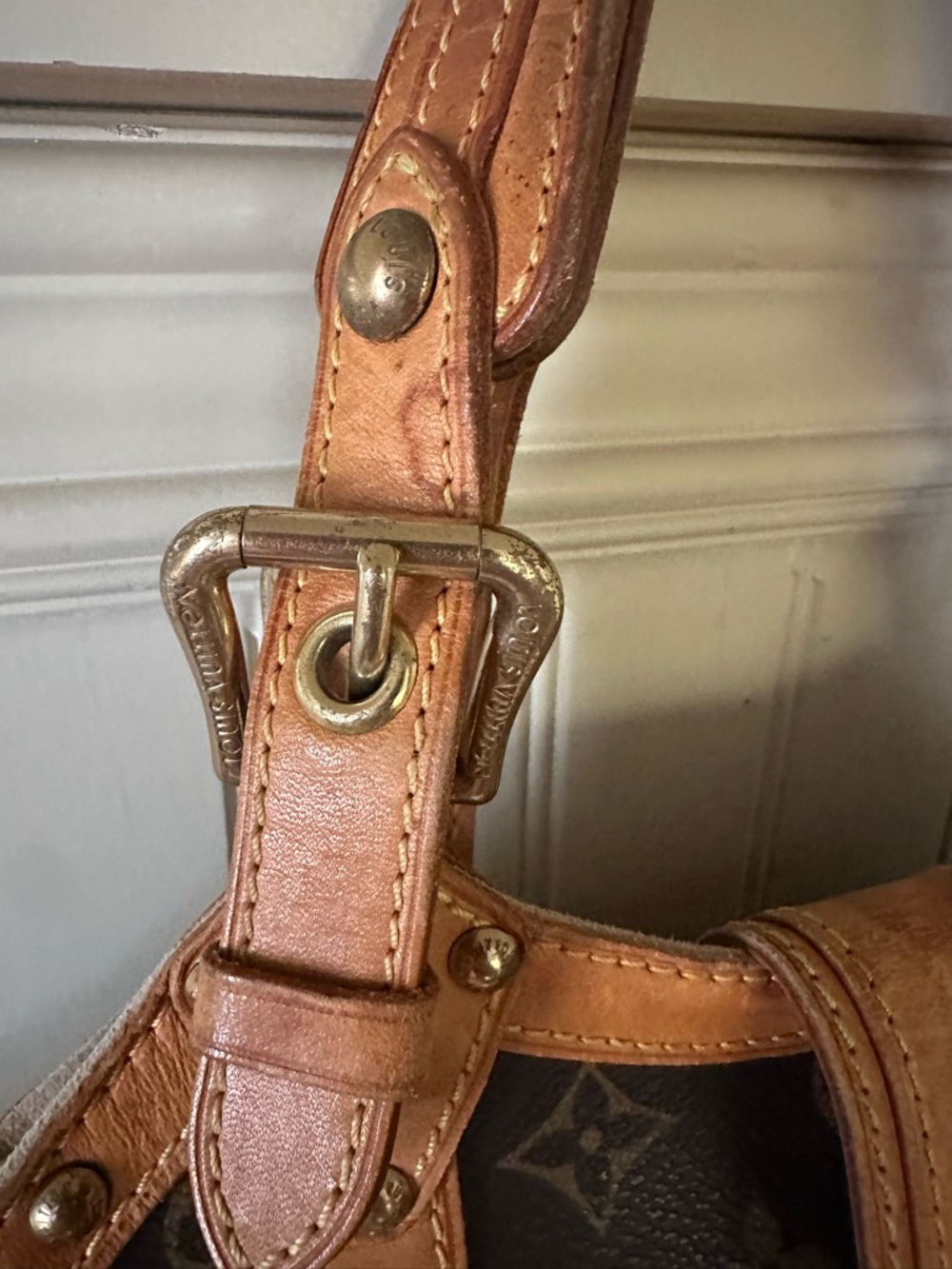 Louis Vuitton Vintage Theda PM Monogram Canvas Shoulder Bag - Picture 4 of 7